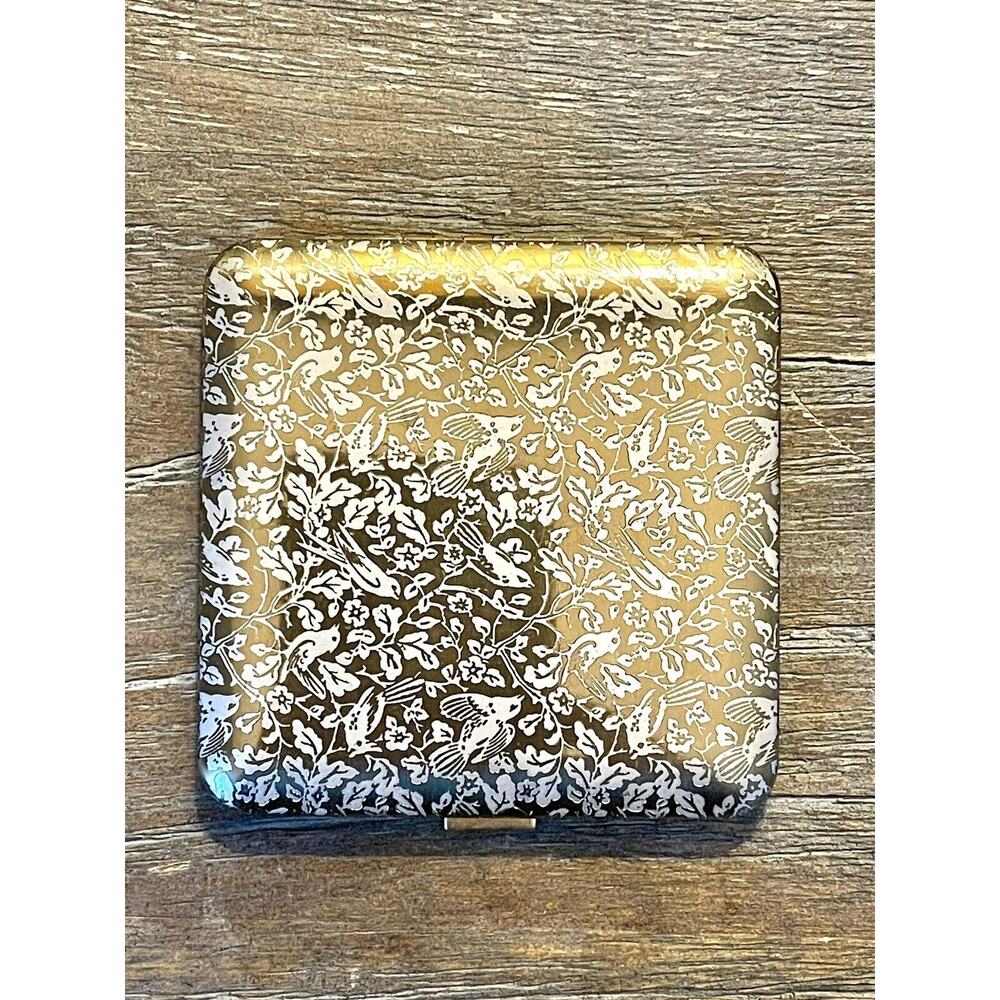 Dorset Fifth Avenue Vintage Powder Compact
